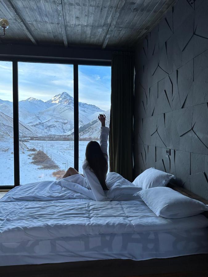 Gzaze Apartment Kazbegi Ngoại thất bức ảnh